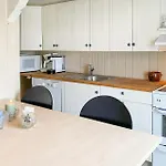 Casa vacanze 2 Bedroom Cozy In