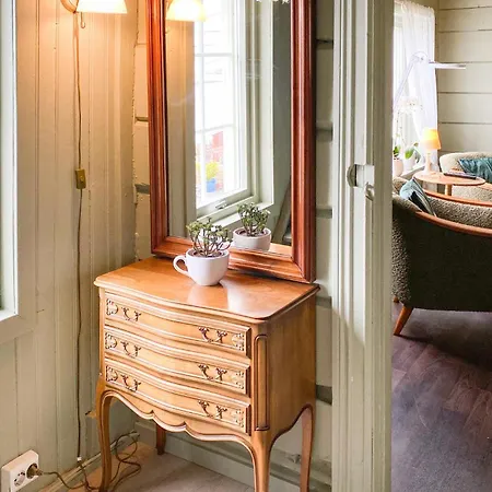2 Bedroom Cozy In Ferienhaus