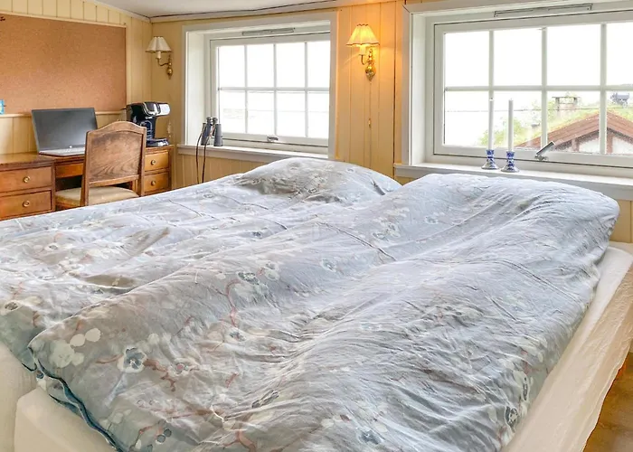 Stunning In With Kitchen Casa de Férias Ålesund