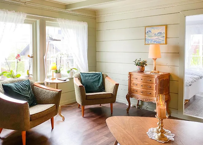 Stunning In With Kitchen Ålesund